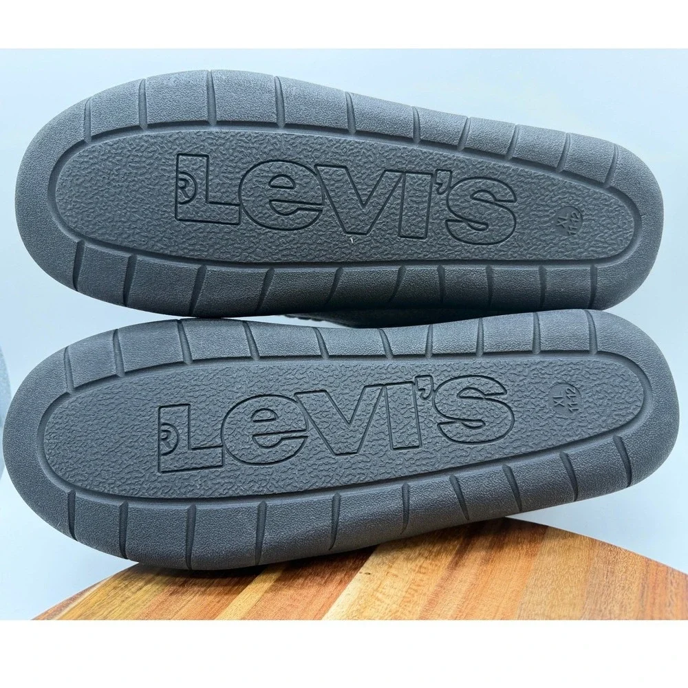 Levis Men's 11-12 XL Grey Felt Moccasin Slippers Memory Foam  0687